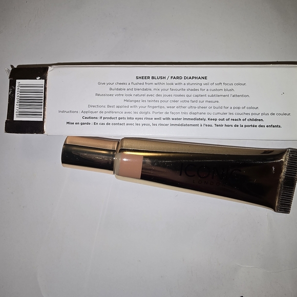 ICONIC London Sheer Blush in Nude and Black - Picture 2 of 2